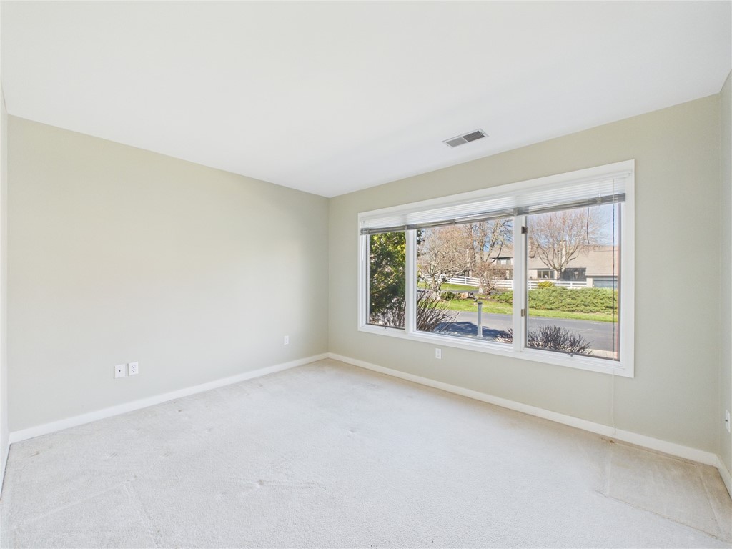 4 Meadowbrook Way Narragansett, RI 02882 - Photo 13 of 23