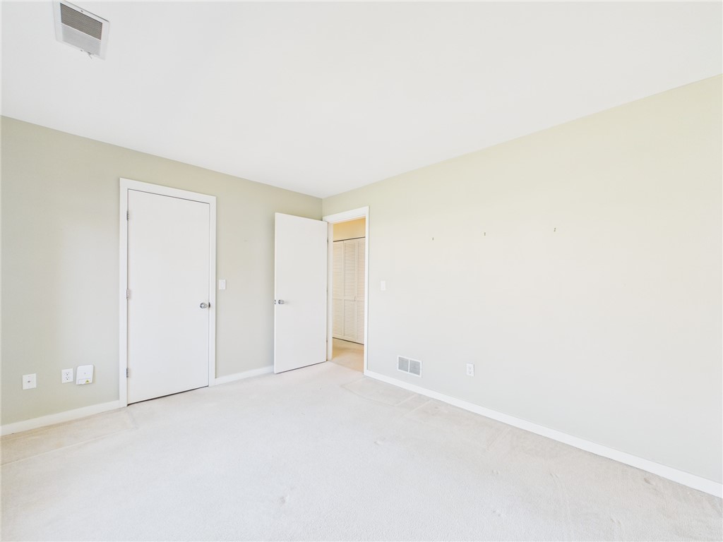 4 Meadowbrook Way Narragansett, RI 02882 - Photo 15 of 23