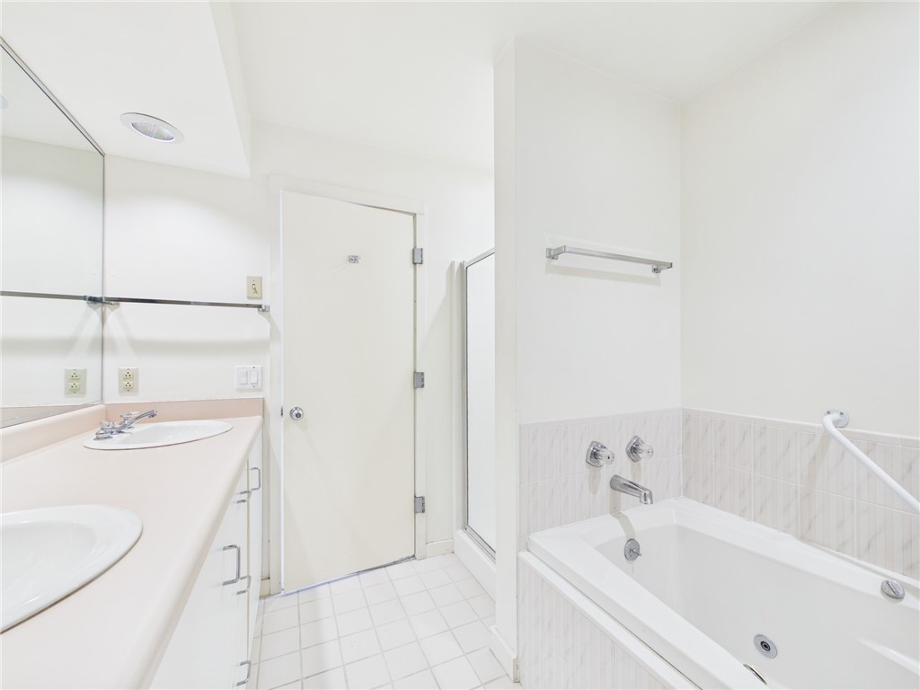 4 Meadowbrook Way Narragansett, RI 02882 - Photo 18 of 23