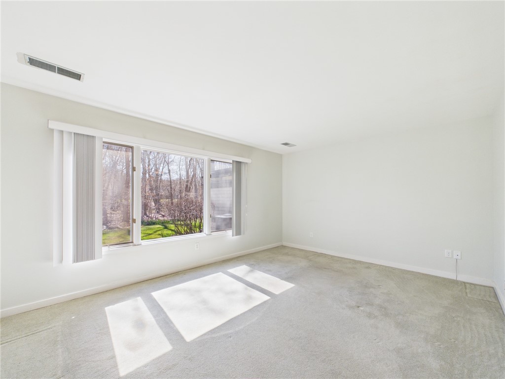 4 Meadowbrook Way Narragansett, RI 02882 - Photo 20 of 23