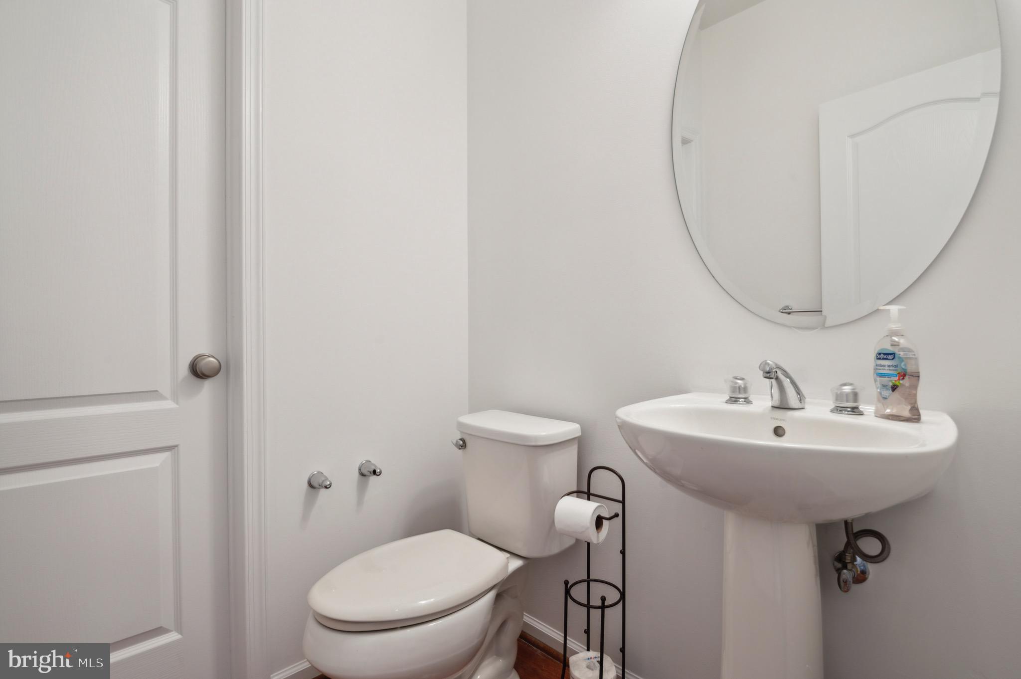 1222 Caitlin Way New Castle, DE 19720 - Photo 21 of 51 Main Level Powder Room