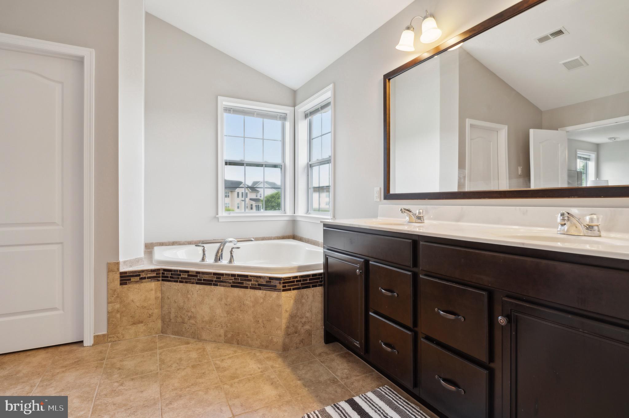 1222 Caitlin Way New Castle, DE 19720 - Photo 30 of 51 Owner’s En-Suite