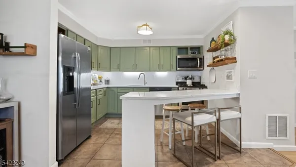 $575,000 | 42A Triumph Court, Unit A, East Rutherford, NJ 07073
