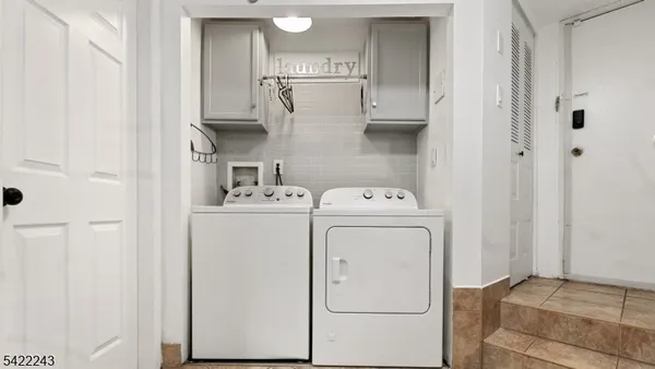 $575,000 | 42A Triumph Court, Unit A, East Rutherford, NJ 07073