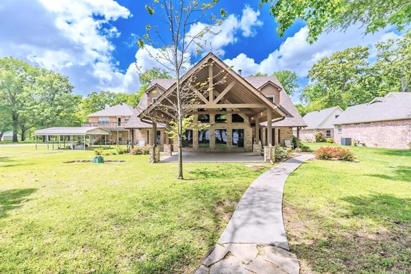 $825,000 | 285 Private Road 5885, Yantis, TX 75497