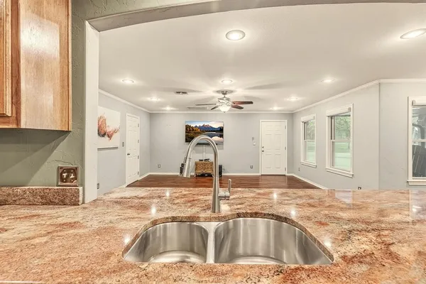 $825,000 | 285 Private Road 5885, Yantis, TX 75497