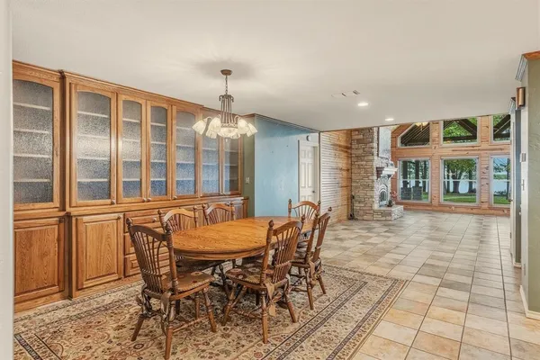 $825,000 | 285 Private Road 5885, Yantis, TX 75497