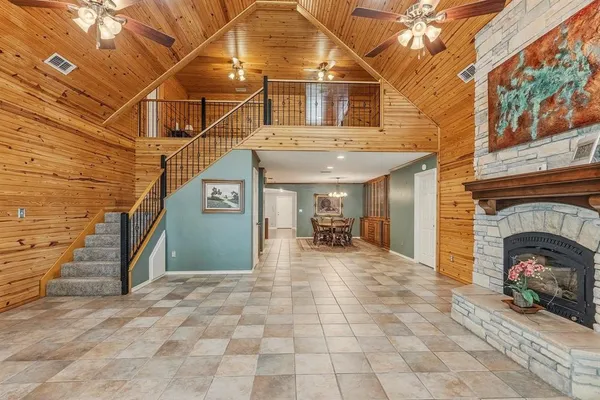 $825,000 | 285 Private Road 5885, Yantis, TX 75497