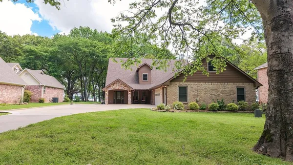 $825,000 | 285 Private Road 5885, Yantis, TX 75497