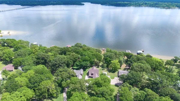 $825,000 | 285 Private Road 5885, Yantis, TX 75497