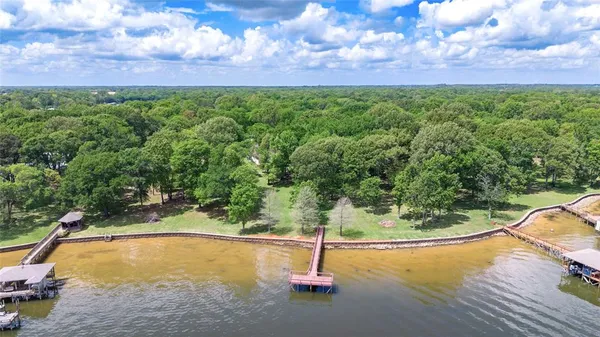 $825,000 | 285 Private Road 5885, Yantis, TX 75497