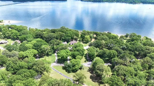 $825,000 | 285 Private Road 5885, Yantis, TX 75497