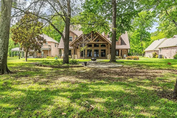 $825,000 | 285 Private Road 5885, Yantis, TX 75497