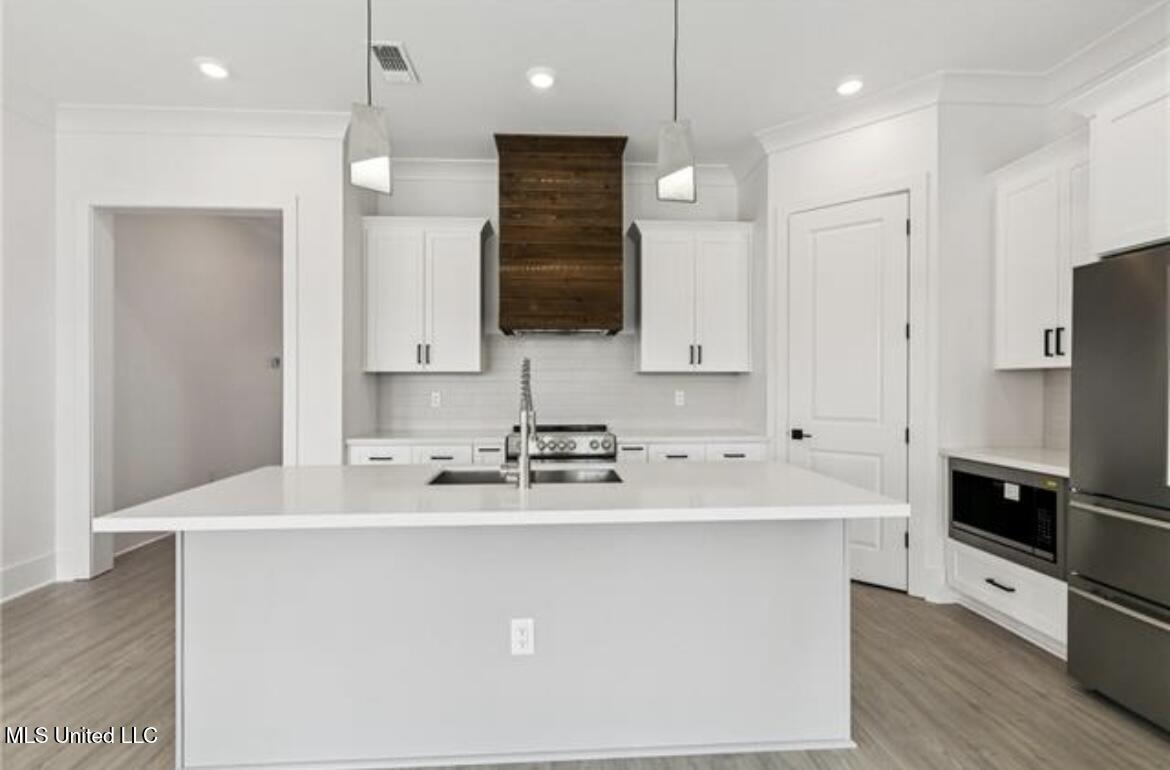 37 Good Street Bay St. Louis, MS 39520 - Photo 11 of 18 IMG_3535