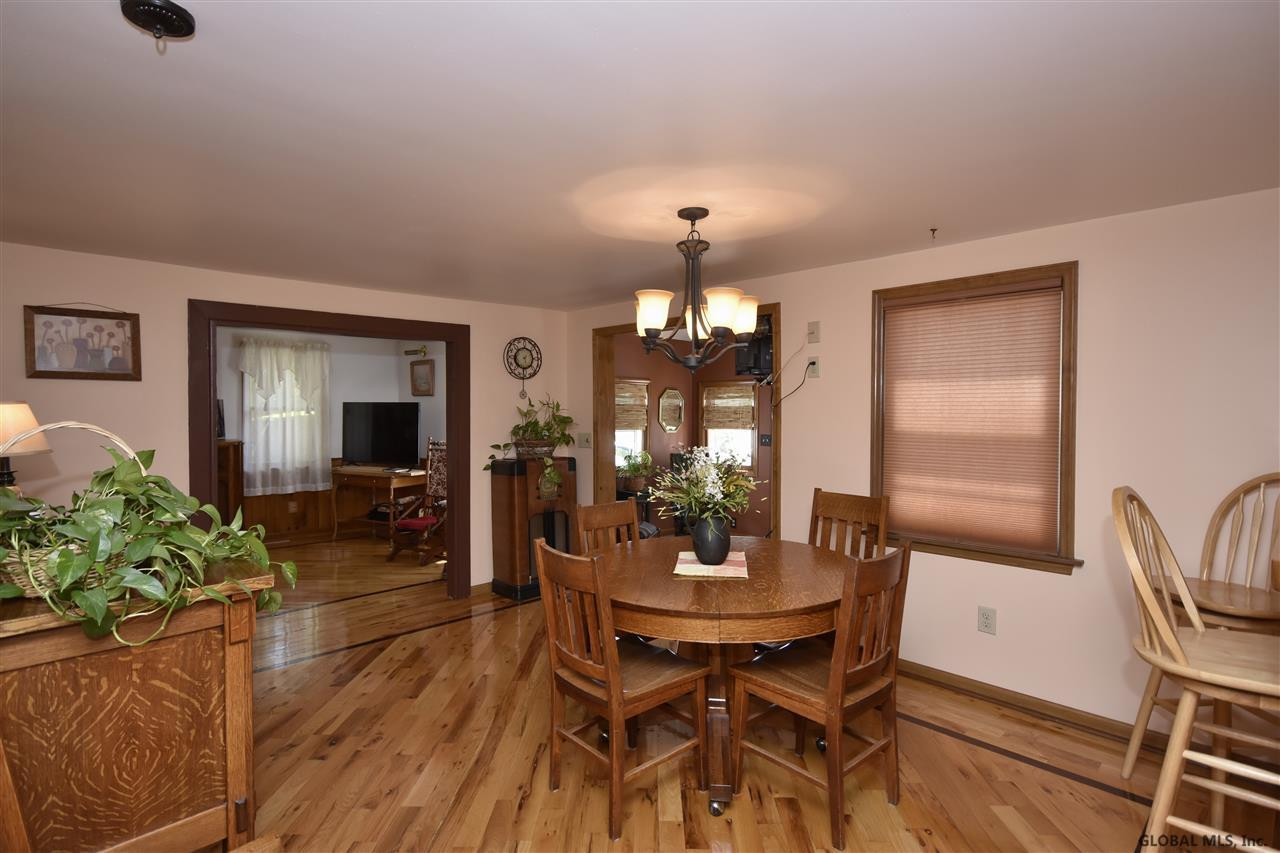 21 Towpath Road Stillwater, NY 12170 - Photo 4 of 24 Photo 4