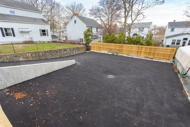 a view of an house with swimming pool