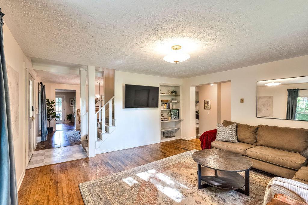 5177 Racoon Run Road Johnstown, OH 43031 - Photo 8 of 75 1-4