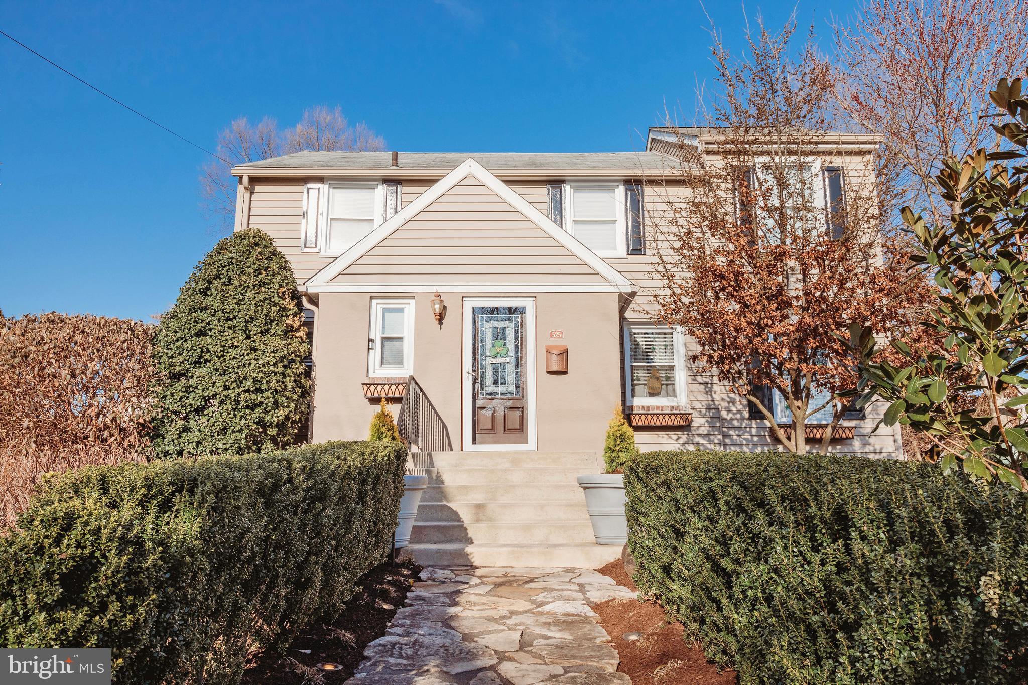 525 Crum Lynne Road Ridley Park, PA 19078 - Photo 9 of 46 Front