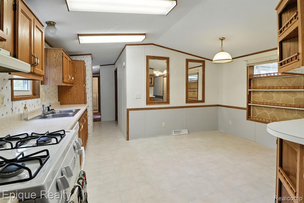3125 Sanilac Road Vassar, MI 48768 - Photo 16 of 40