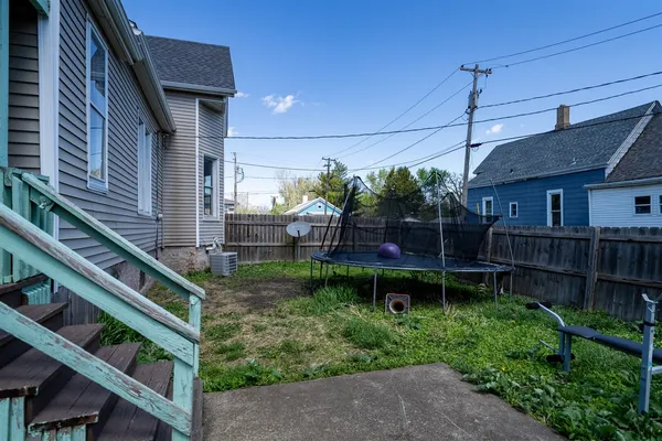 $129,900 | 902 West Grove Street, Bloomington, IL 61701