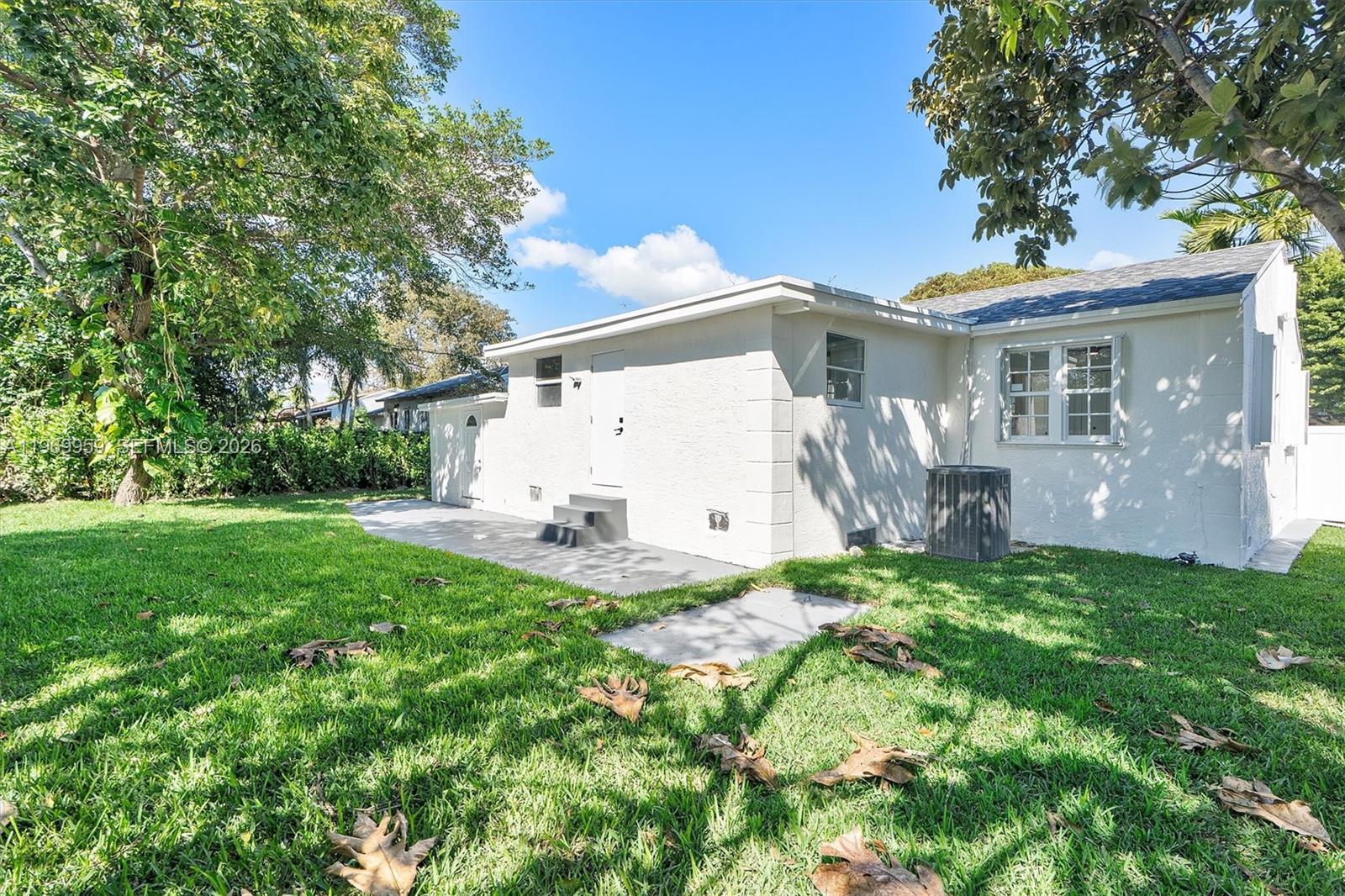 560 Northeast 110th Terrace Miami, FL 33161 - Photo 45 of 49
