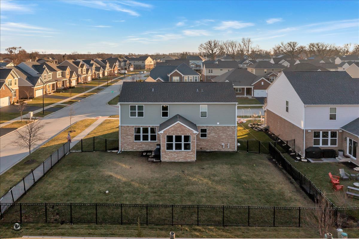 1500 Pine Drive Woodridge, IL 60517 - Photo 27 of 30 a picture of houses with city view