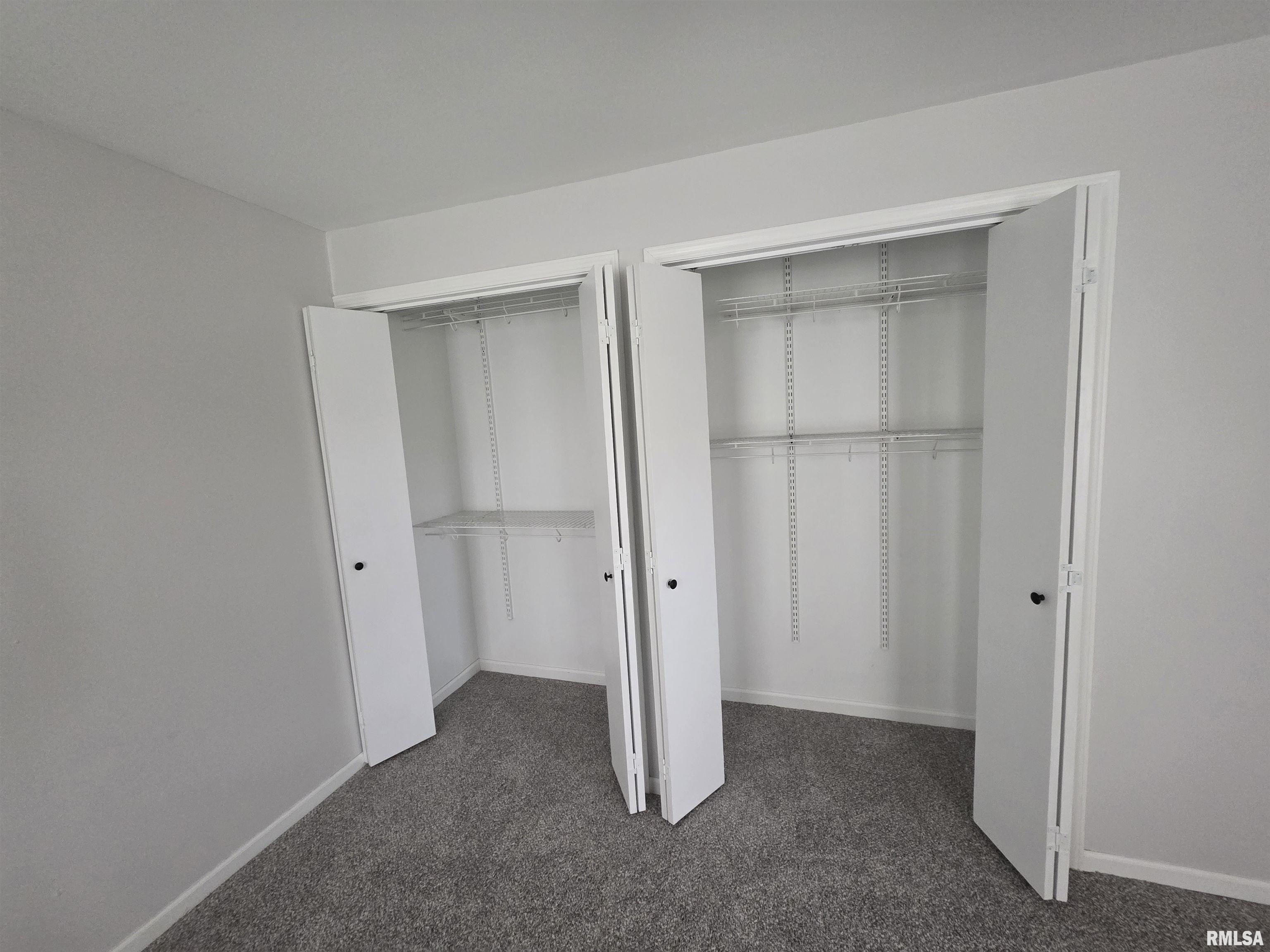 1507 West Queens Court Road Peoria, IL 61614 - Photo 27 of 53