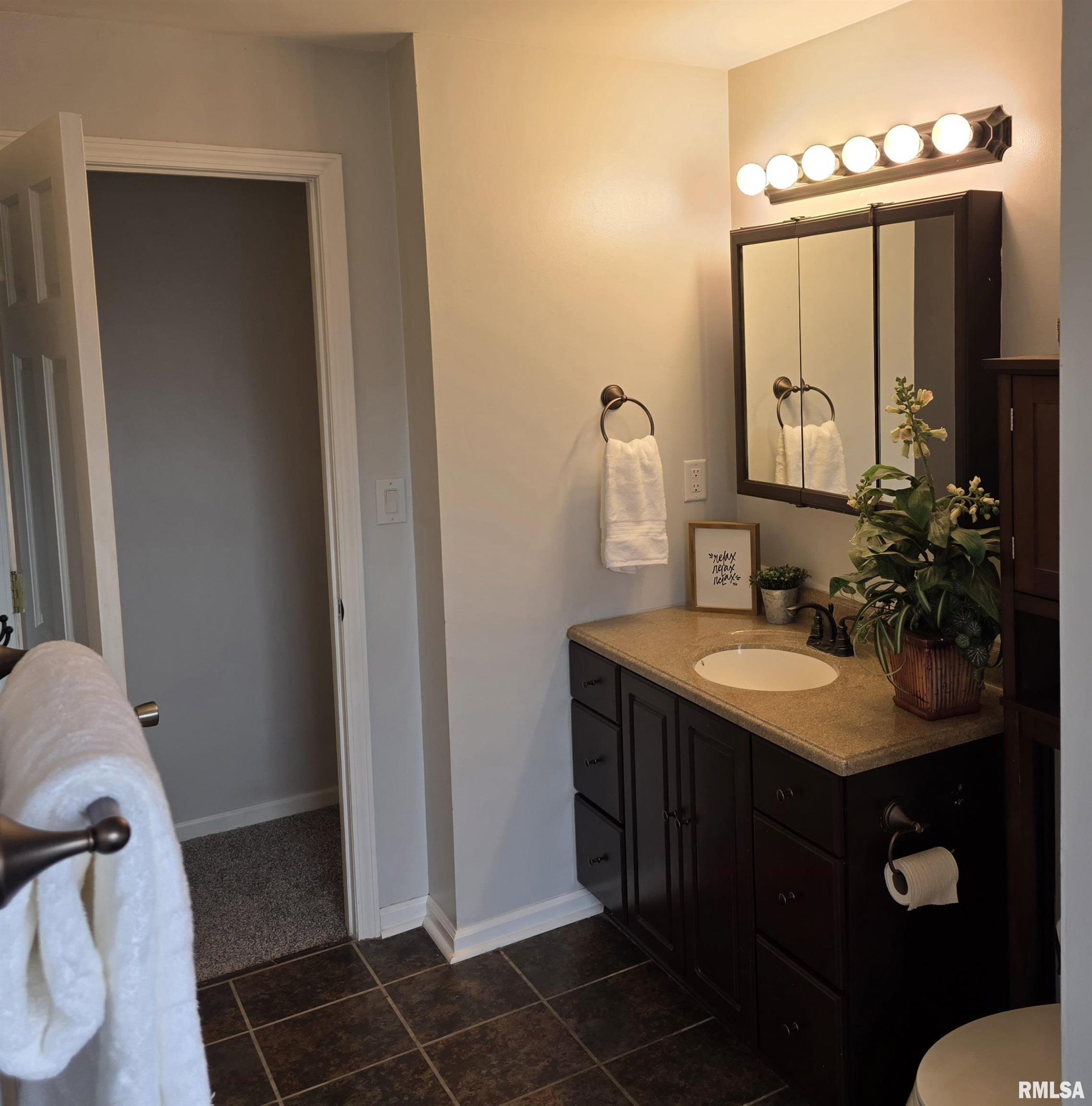 1507 West Queens Court Road Peoria, IL 61614 - Photo 30 of 53