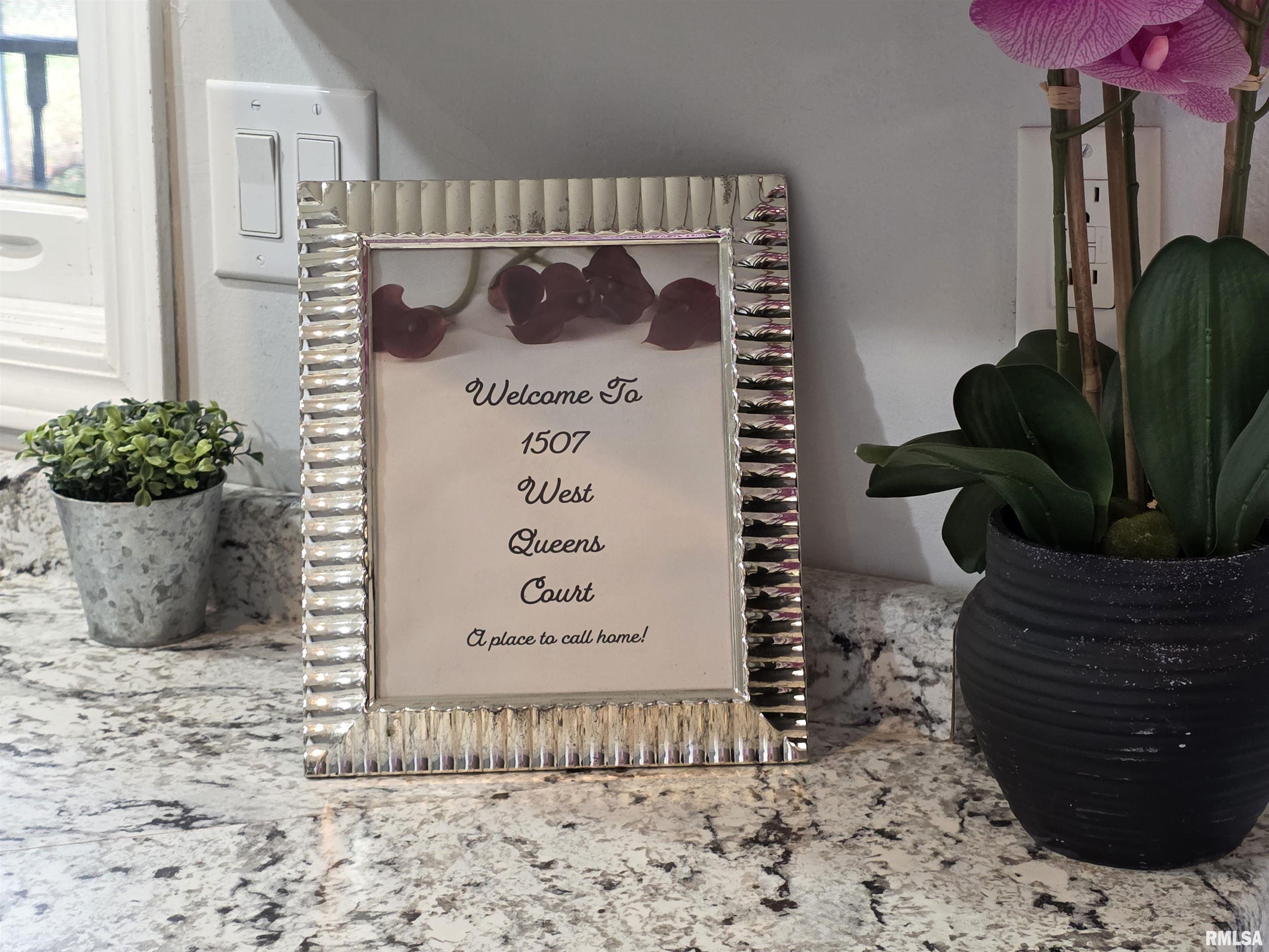 1507 West Queens Court Road Peoria, IL 61614 - Photo 3 of 53