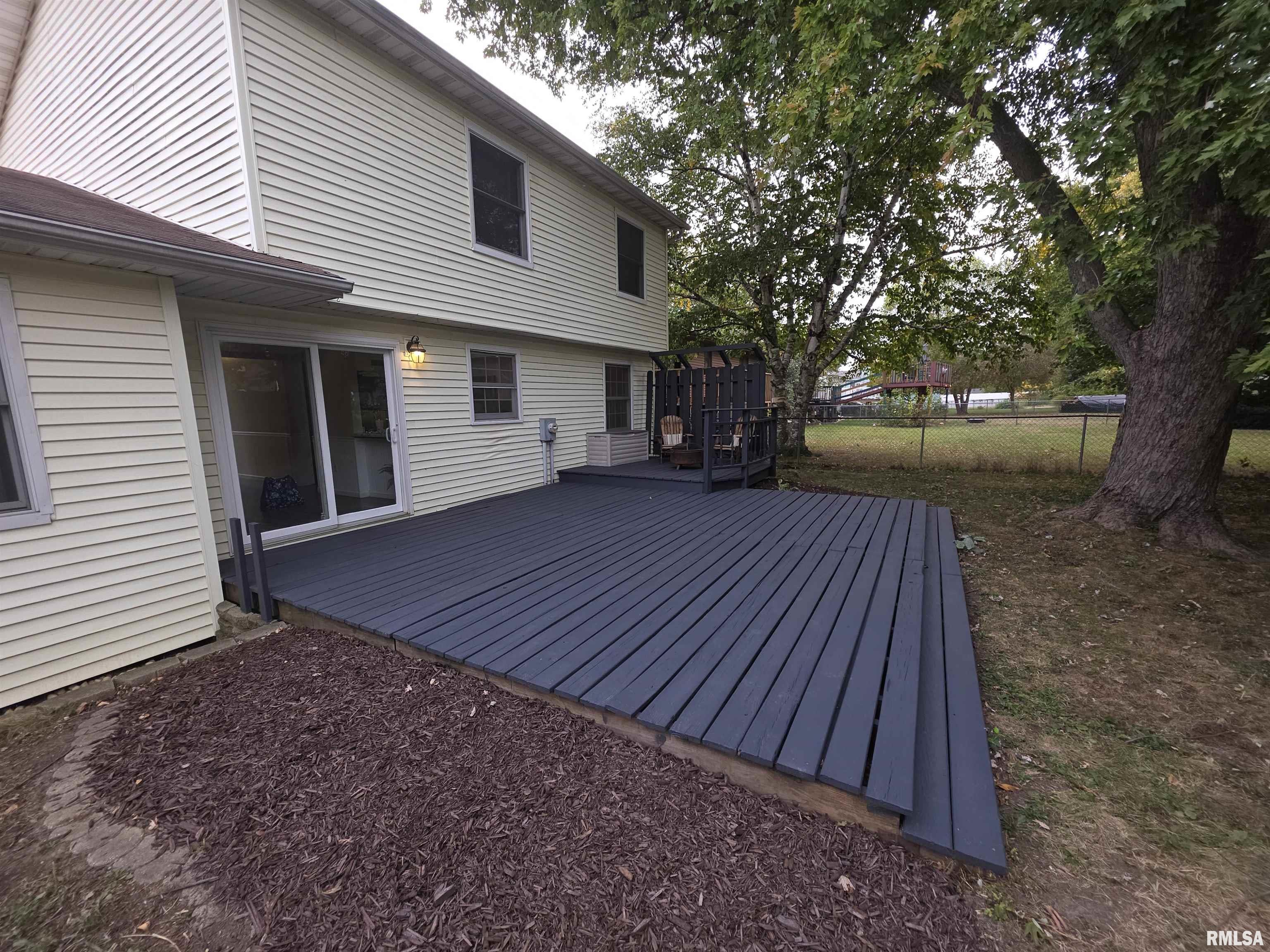 1507 West Queens Court Road Peoria, IL 61614 - Photo 42 of 53