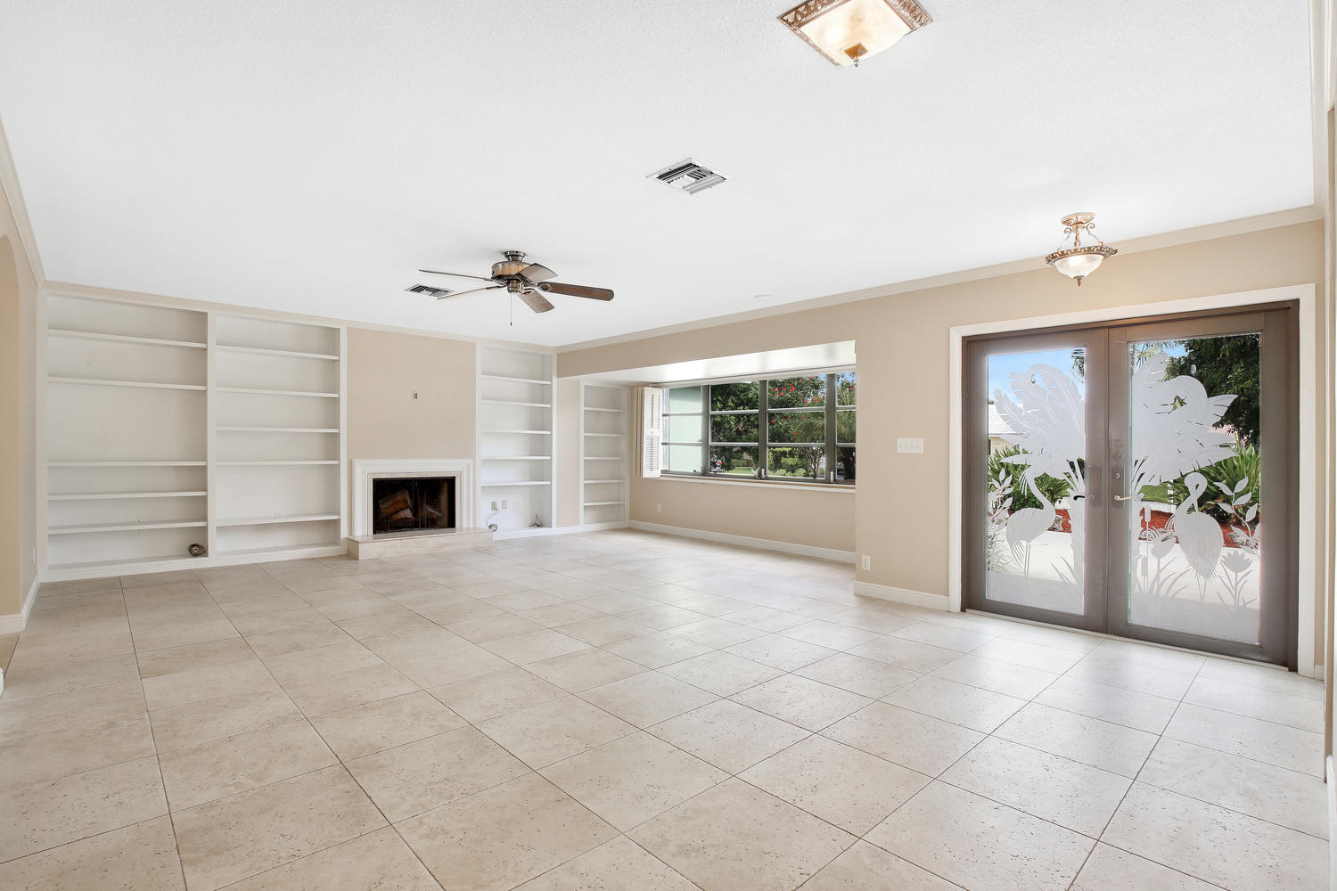 1040 Northwest 5th Street Boca Raton, FL 33486 - Photo 3 of 20 Great Room With Fireplace