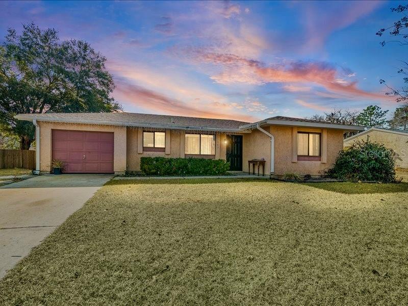 543 Silver Course Court Ocala, FL 34472 - Photo 1 of 22