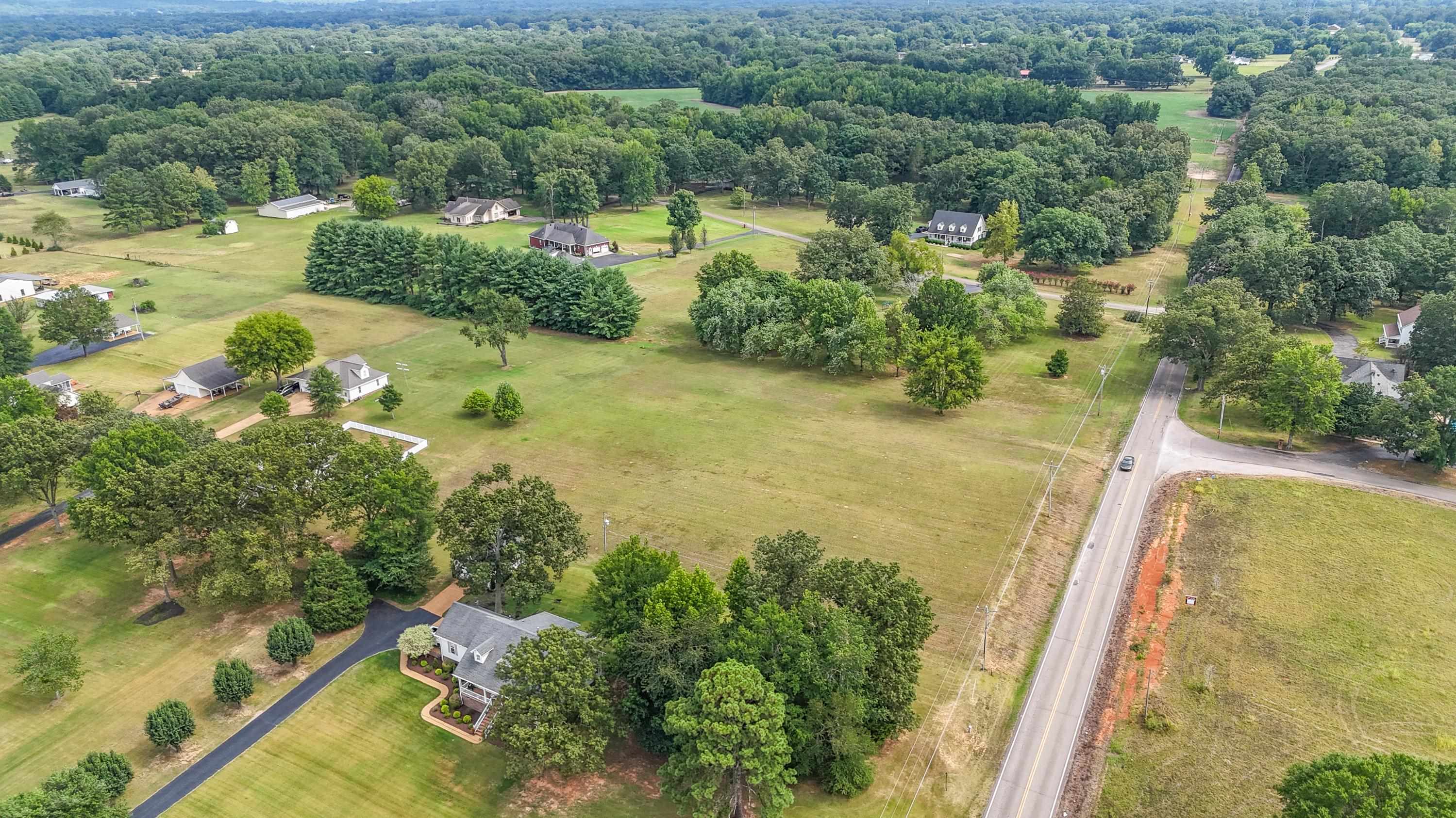 Drone / aerial view featuring a rural view