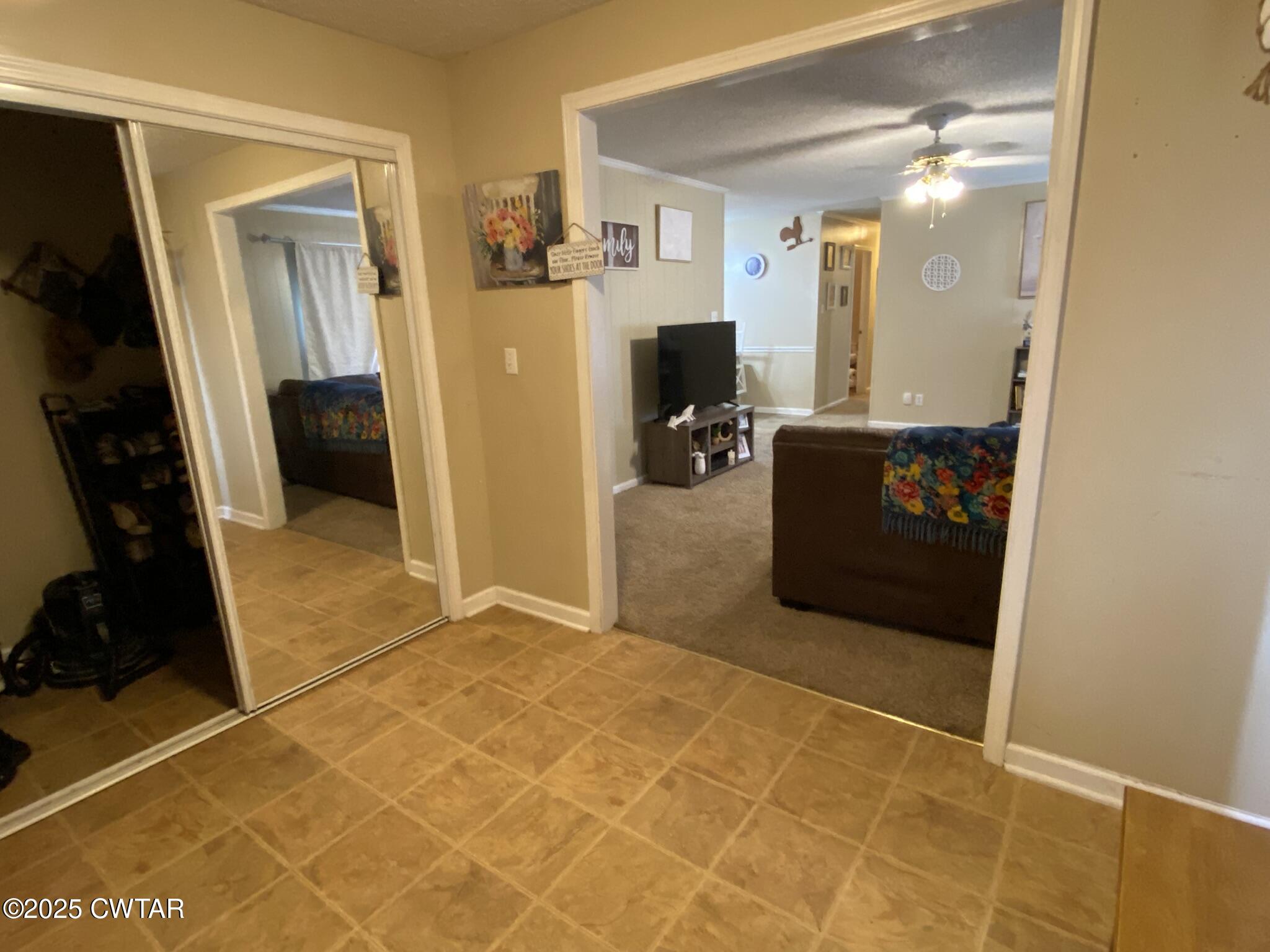 1100 Stewart Road Finger, TN 38334 - Photo 4 of 23 a view of a living room