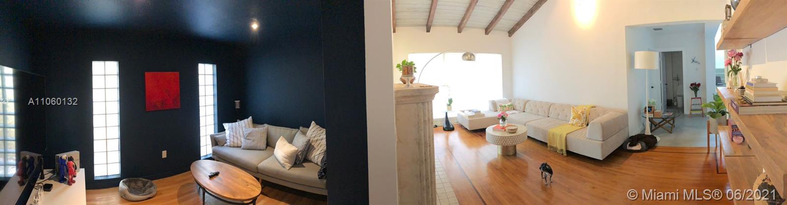 32 Southwest 23rd Road Miami, FL 33129 - Photo 7 of 27 a view of living room