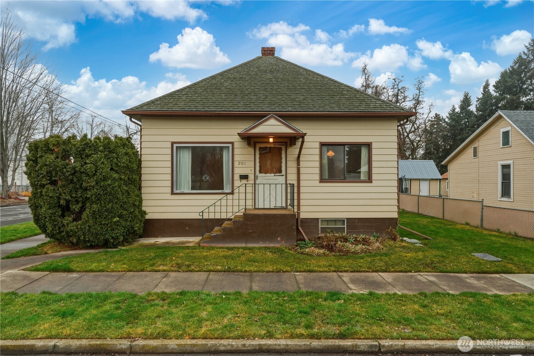 201 Malcolm Street Walla Walla, WA 99362 - Photo 3 of 31