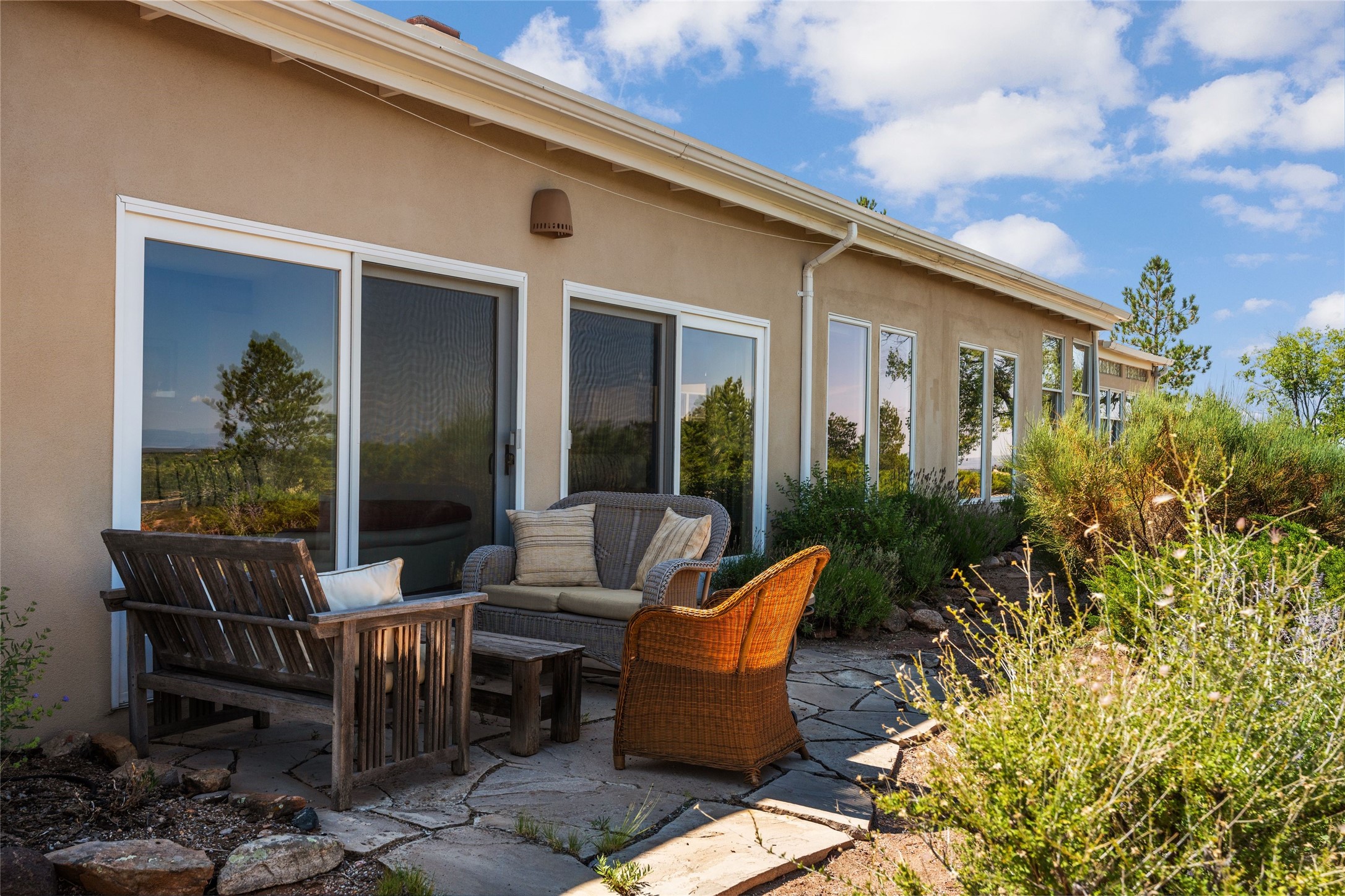 933 Stagecoach Road Santa Fe, NM 87501 - Photo 33 of 39 Back Patio