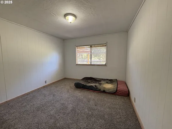 $199,000 | 34953 Tiller Trail Highway, Tiller, OR 97484
