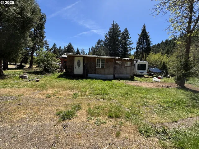 $199,000 | 34953 Tiller Trail Highway, Tiller, OR 97484