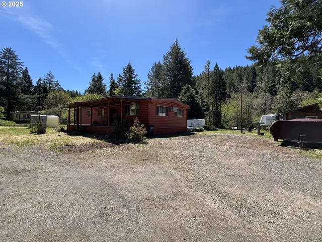 $199,000 | 34953 Tiller Trail Highway, Tiller, OR 97484