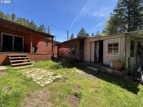 $199,000 | 34953 Tiller Trail Highway, Tiller, OR 97484