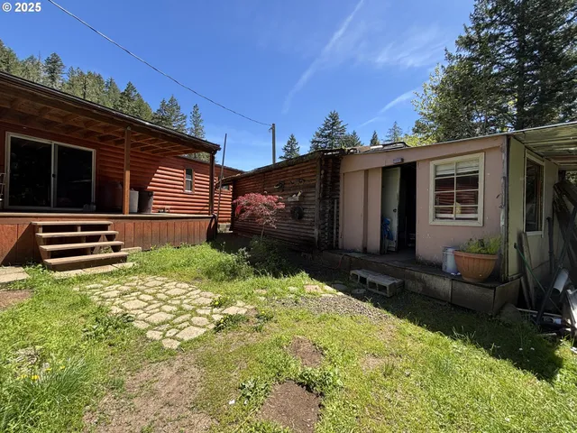 $199,000 | 34953 Tiller Trail Highway, Tiller, OR 97484