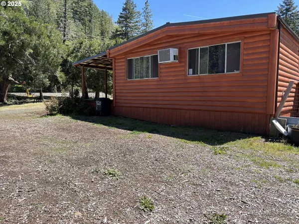 $199,000 | 34953 Tiller Trail Highway, Tiller, OR 97484