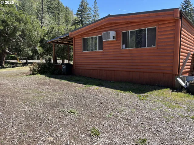 $199,000 | 34953 Tiller Trail Highway, Tiller, OR 97484