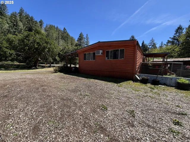 $199,000 | 34953 Tiller Trail Highway, Tiller, OR 97484
