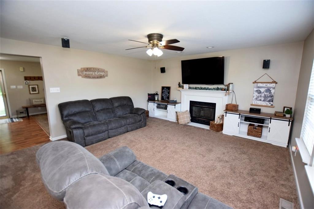 618 Buck Lane Pendleton, IN 46064 - Photo 9 of 40 Gallery Image 9