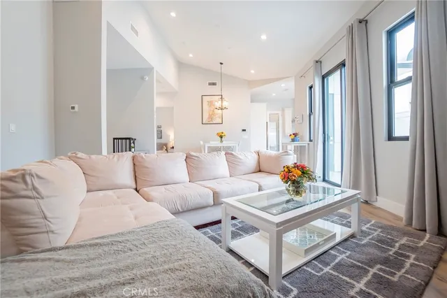 $1,419,000 | 2603 Nelson Avenue, Unit B, Redondo Beach, CA 90278