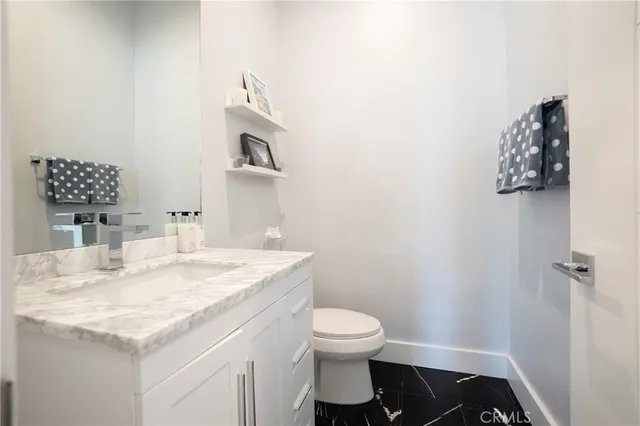 $1,419,000 | 2603 Nelson Avenue, Unit B, Redondo Beach, CA 90278