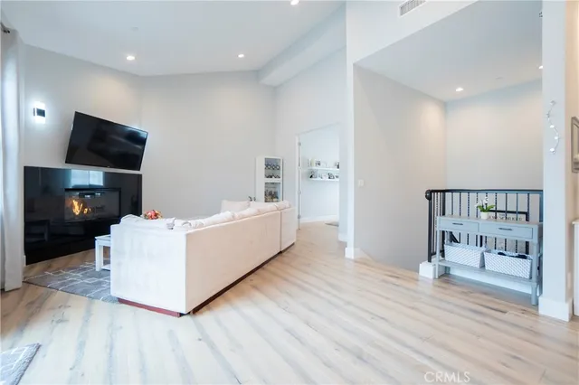 $1,419,000 | 2603 Nelson Avenue, Unit B, Redondo Beach, CA 90278