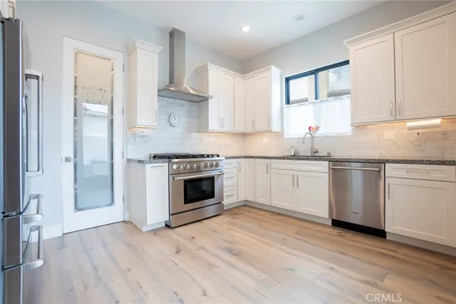 $1,419,000 | 2603 Nelson Avenue, Unit B, Redondo Beach, CA 90278